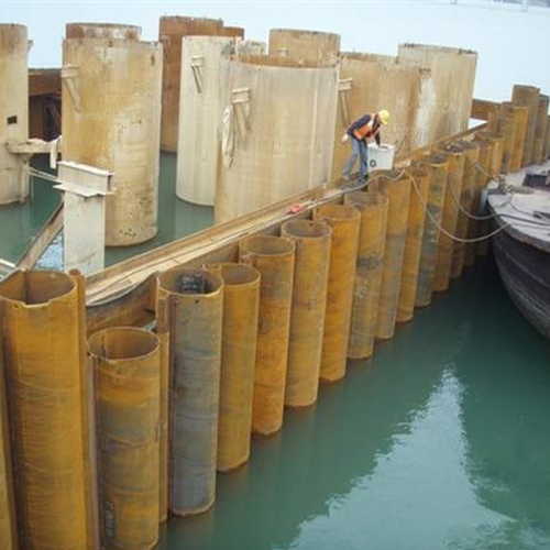 长春钢护筒现场安装